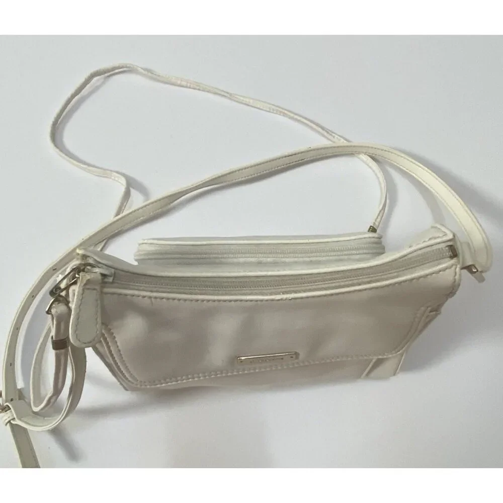 Liz Claiborne White Zipper Closure Handbag 2 Shoulder Strap Built In Wallet READ - Picture 4 of 16